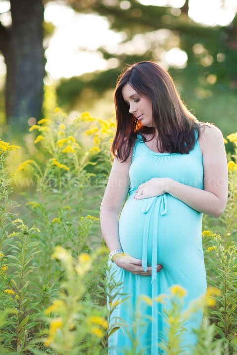 Pregnancy is Beautiful {Eden Prairie Family Maternity Photographer ...